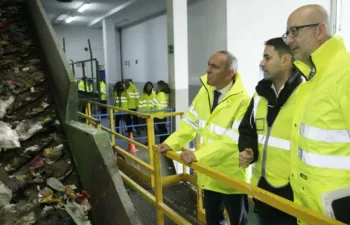 La planta de clasificación de Jundiz, primera del País Vasco en transformar los residuos en combustible