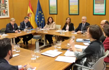 Liana Ardiles se reúne con las Mesas del Agua de Alicante, Murcia y Almería y el SCRATS