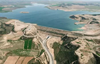 SUEZ redactará un proyecto para optimizar el caudal del Canal de Aragón y Cataluña