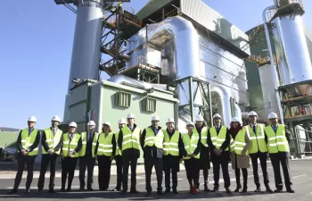 Inaugurada la planta de generación de energía con biomasa de Ence en Puertollano