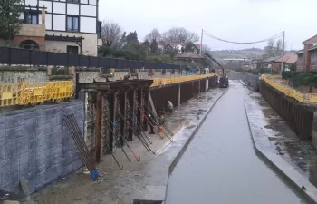 URA inicia el texturizado de las márgenes del nuevo cauce del Río Gobela en Getxo