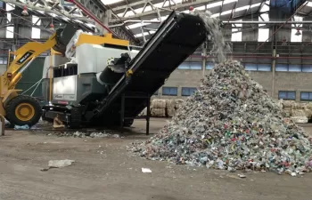 Una nueva trituradora de residuos transforma la capacidad de coprocesamiento de Geocycle Argentina