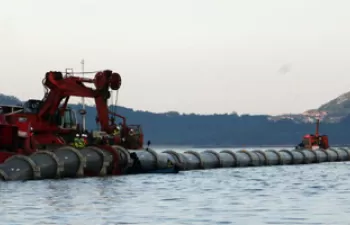 Fondeado el segundo tramo del emisario submarino de la nueva EDAR de Lagares en Vigo