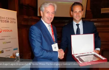 Veolia Water Technologies entrega el premio de Innovación y Sostenibilidad en Minería de la Cátedra CONFEDEM