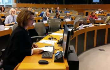 Aragón expone la problemática de la contaminación por lindano en Bruselas