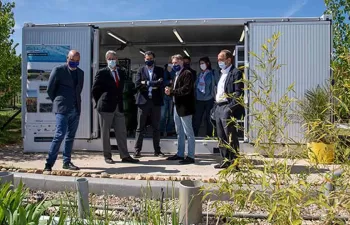 El presidente de la Confederación Hidrográfica del Tajo visita la planta metland® de IMDEA Agua
