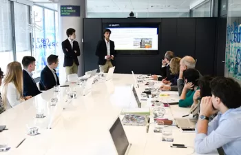 Un sistema ecológico para degradar toallitas higiénicas gana el certamen nacional del Stockholm Junior Water Prize