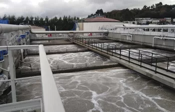 Aguas de Galicia recibe 11 ofertas para la gestión y mantenimiento de la depuradora de Os Praceres