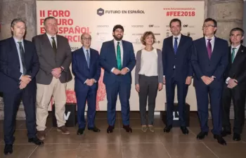 Fernando López Miras: \"Necesitamos un acuerdo que dé certidumbre al sector agroalimentario\"