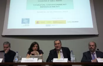 El MAPAMA ratifica su compromiso para afronta el problema de la basura marina