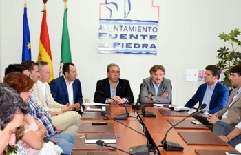 Fiscal aborda con alcaldes del norte de Málaga la necesidad de garantizar el abastecimiento de agua