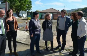 Ana Oregi: \"El saneamiento de Busturialdea mejorará el entorno de toda la reserva de Urdaibai\"