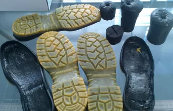 Obtienen espumas de poliuretano recicladas para la fabricación de nuevas suelas para calzado