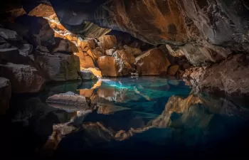 Cuevas Stiffe en Italia
