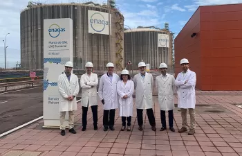 Planta de gas natural licuado (GNL) de Enagás en El Musel